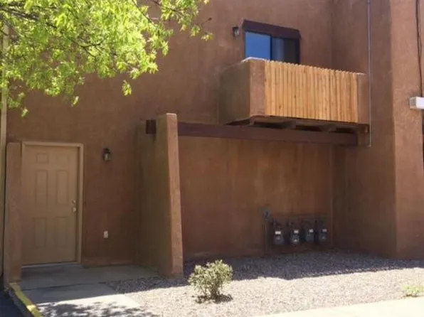 5801 Lowell St NE APT 18D, Albuquerque, NM 87111