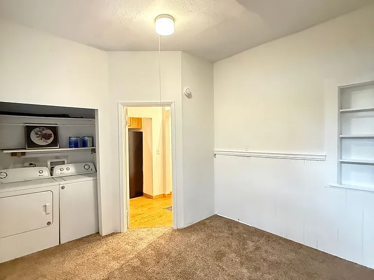 156 S Lincoln St — Photo 18