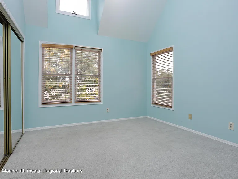 100 1st St #11 — Photo 20