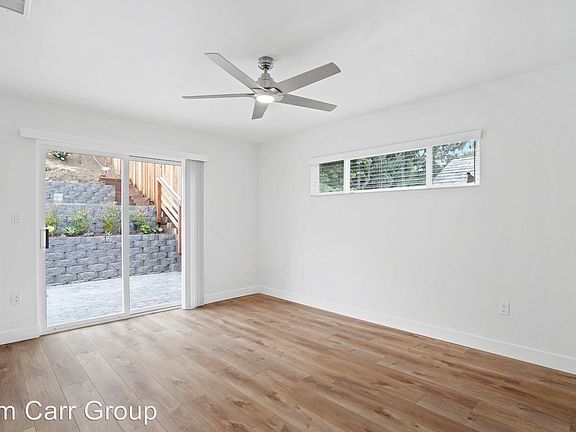 5th image of 320 Catalina Dr APT B