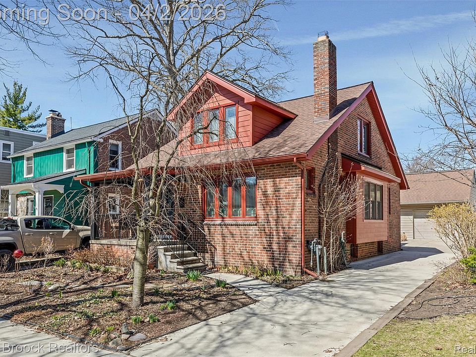 1st image of 49 Amherst Rd