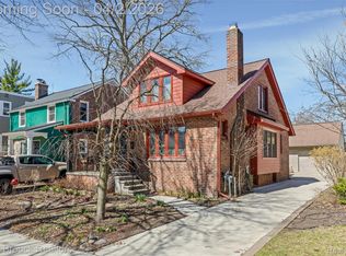 49 Amherst Rd, Pleasant Ridge, MI 48069