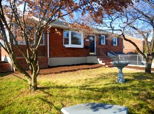 1450 Leon St NW, Roanoke, VA 24017