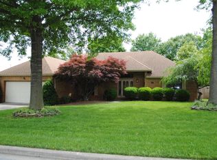 1918 S White Oak Ave, Springfield, MO 65809