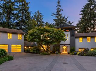 7733 Hansen Road NE, Bainbridge Island, WA 98110