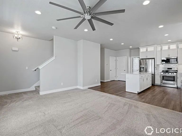 7862 S 5440 W — Photo 5