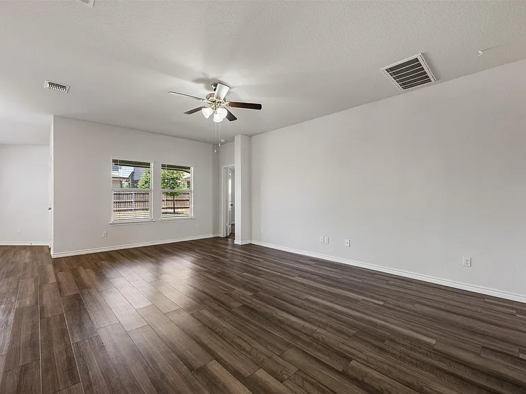 5678 Baffin Ln — Photo 13