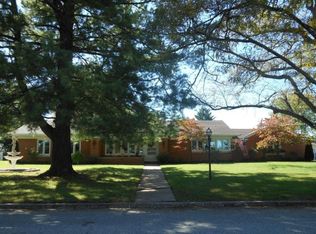 1312 Dixon Dr, Jefferson City, MO 65101