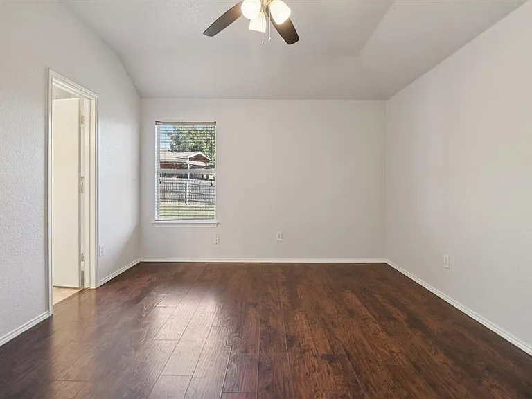 4937 Spur Ridge Ct #4937 — Photo 24