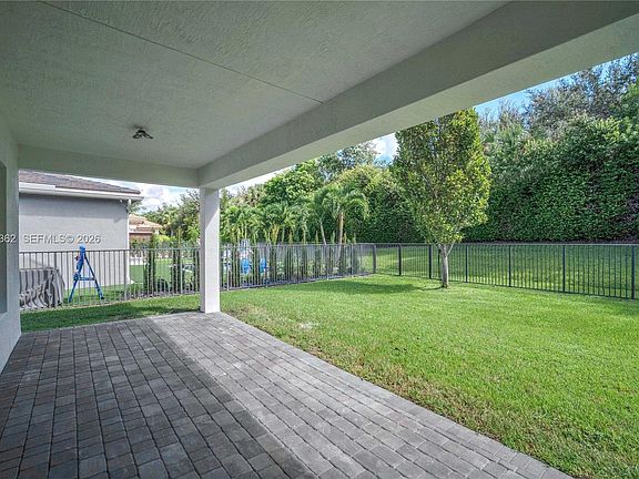 5th image of 15210 Seaglass Terrace Ln