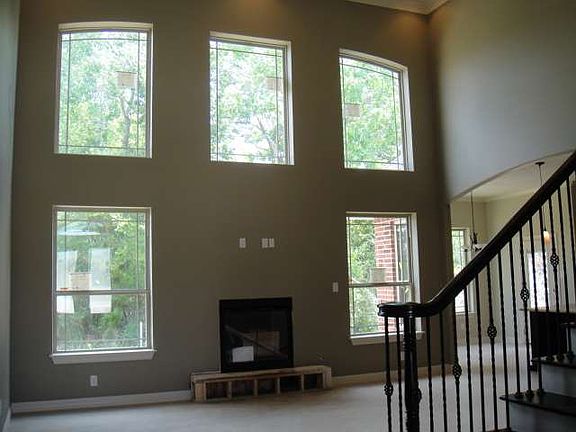 2nd image of 8325 Lake Tahoe Dr