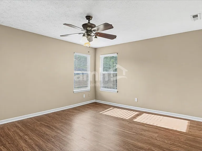 2521 Monarchy Ln — Photo 7