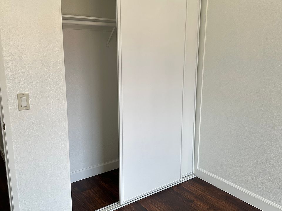 1st image of 37448 Greenwich Ct