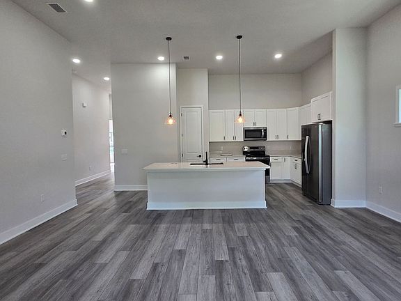 3rd image of 6548 NW 109th Pl