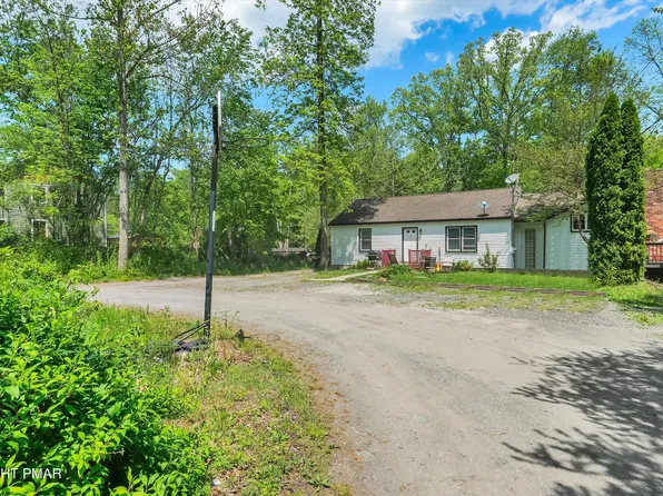 1466 Pocono Ln, Bartonsville, PA 18321