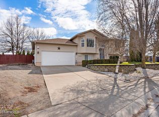 6708 W Santa Fe St, Rathdrum, ID 83858