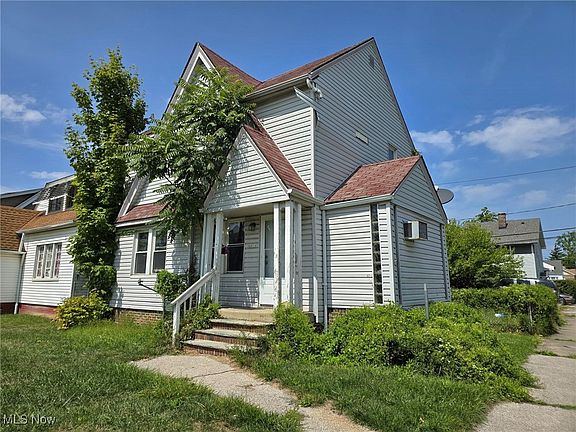 2nd image of 13513 Saybrook Ave