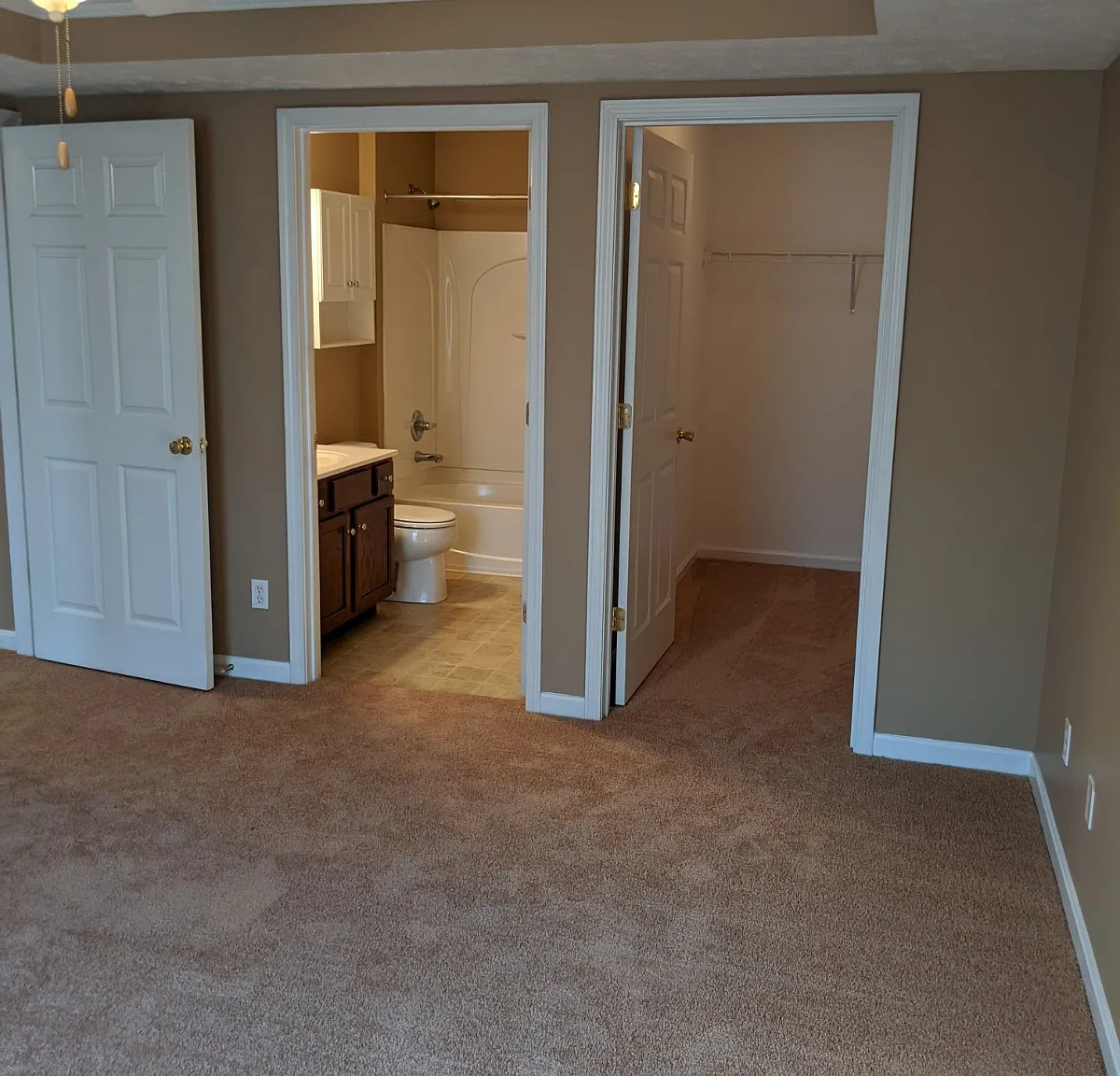 Chariot Run Apartments - 5703-103 — Photo 4