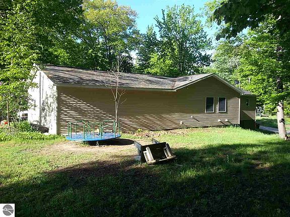2nd image of 11554 Juniper Dr