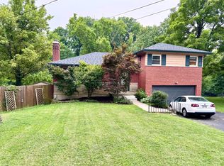 1600 Barnsdale Ct, Cincinnati, OH 45230
