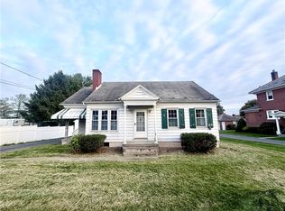 124 E Lawn Rd, Nazareth, PA 18064