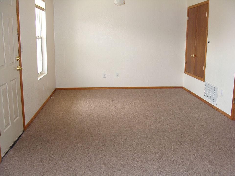 Building Photo 4