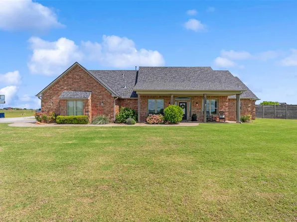 10974 NE Cline Rd, Elgin, OK 73538