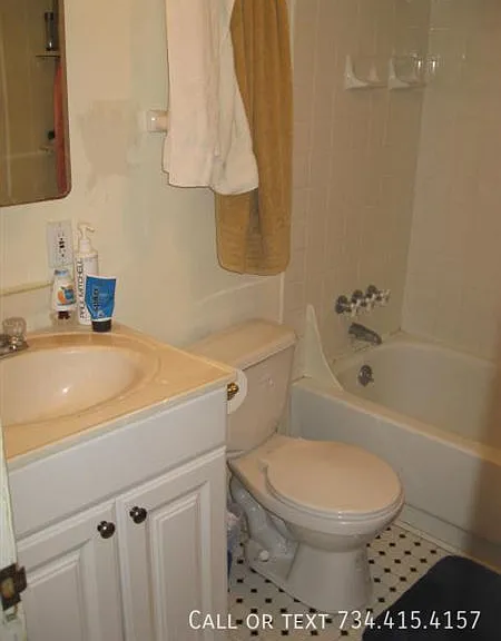 936 Mary St — Photo 26