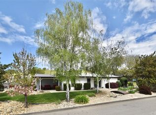 4182 Quarterhorse Way, Paso Robles, CA 93446