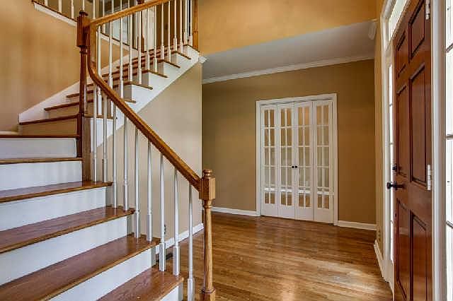 2nd image of 383 Stonegate Dr