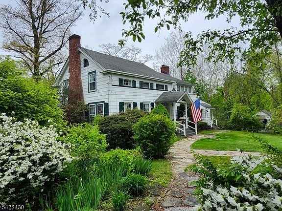 3rd image of 56 Orton Rd
