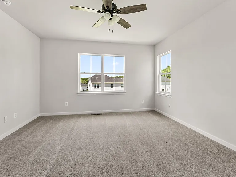 9031 Hereford Ct — Photo 12