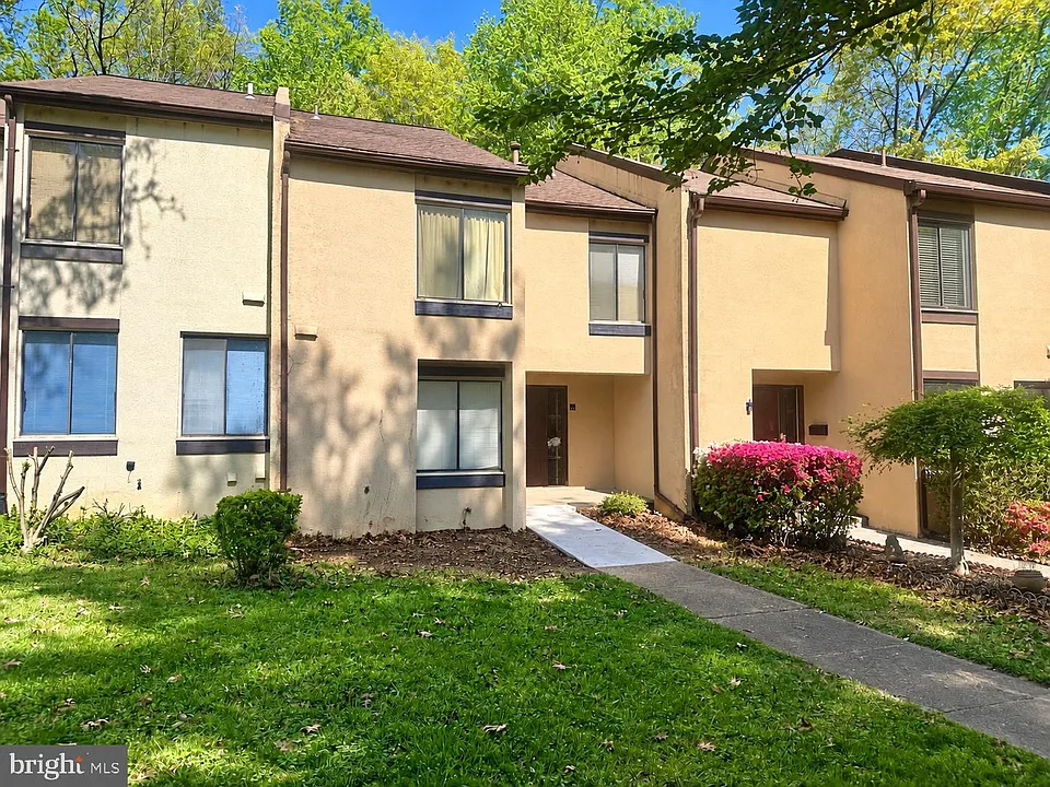 2366 Soft Wind Ct