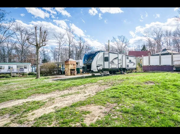 66 Sioux Trl, Crossville, TN 38572