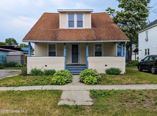 9 Dudley St, Glens Falls, NY 12801