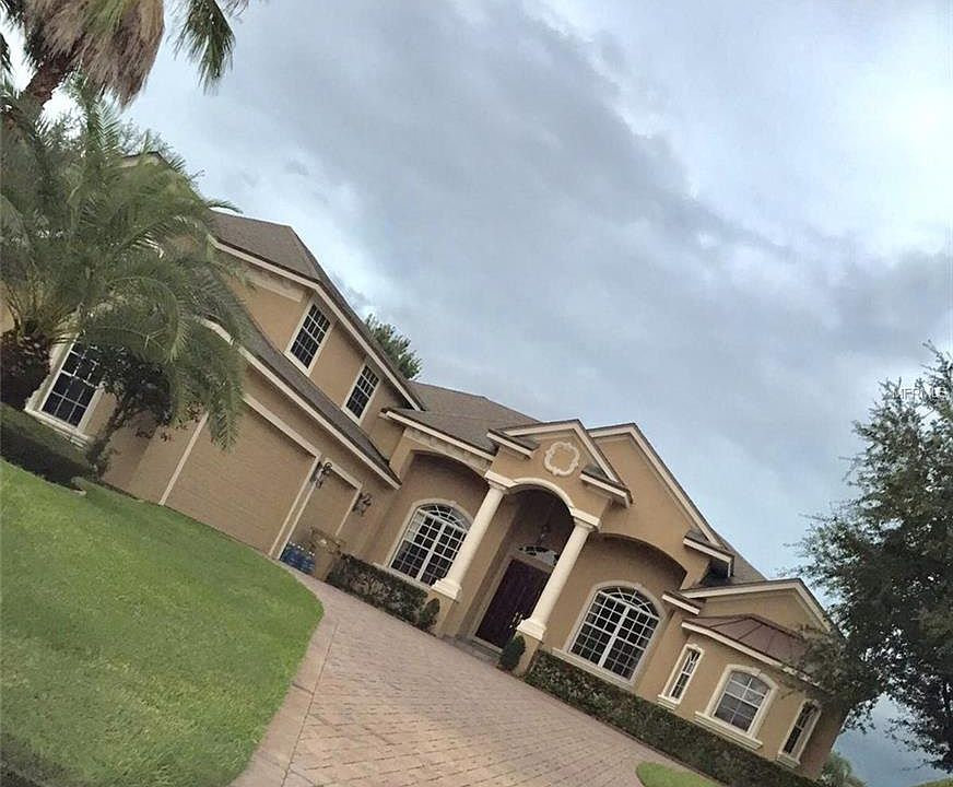 2nd image of 12525 Crown Point Cir