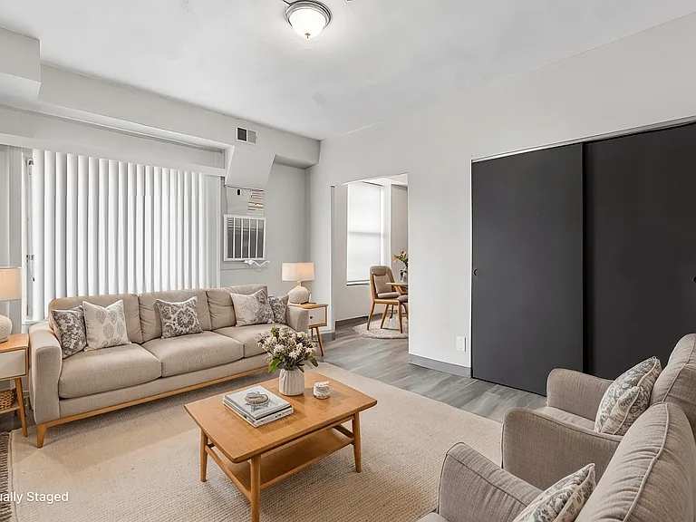 Forest Park Apartments — Photo 9