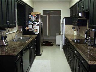 5th image of 213 Stratford Ct