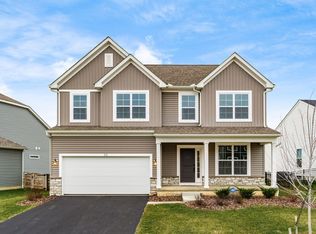 33 Erin Hills Rd, Commercial Point, OH 43116