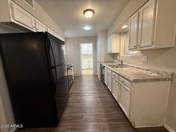 5th image of 11189 W CAMEO Drive