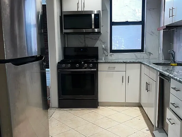226 New York Ave #3 — Photo 4