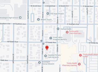 1640 Peck St APT 3, Muskegon, MI 49441