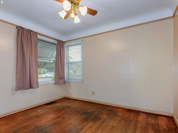 4th image of 4211 NW Columbia St