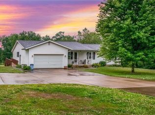 4204 Homeworth Rd, Homeworth, OH 44634