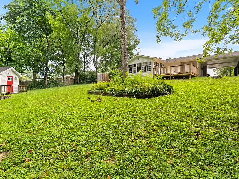8045 Sabre Dr — Photo 39