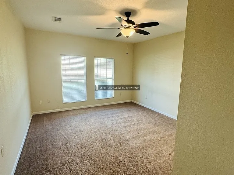9865 Vernall Ln — Photo 11