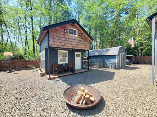 41 W Quinault Trail, Elma, WA 98541