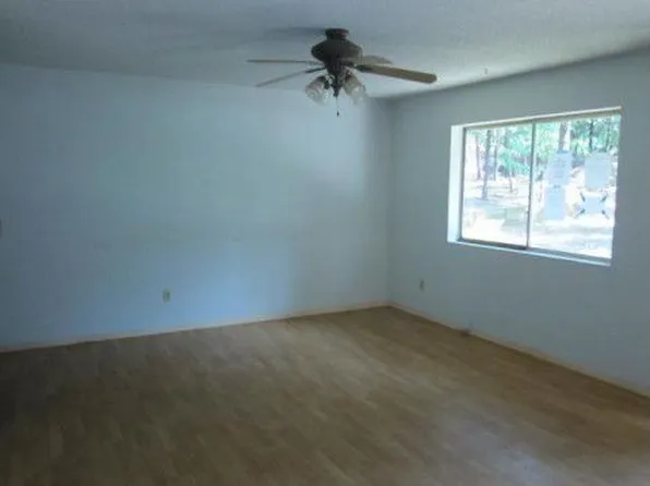 21165 Foresthill Rd, Foresthill, CA 95631