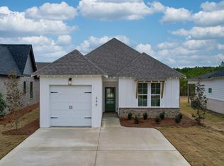 346 Shiloh Creek Dr, Calera, AL 35040