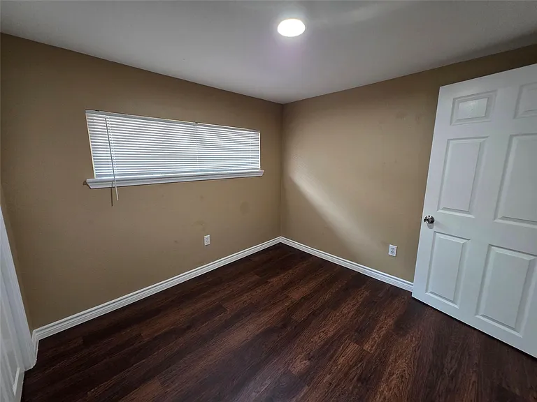 4105 Rutland St — Photo 11